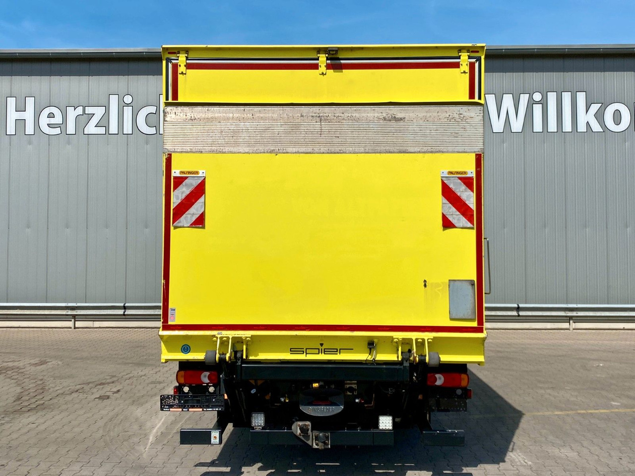 Iveco 160-250 Eurocargo | LBW 2,00to.*3x Sitze*Navi*AC - Kamion vagonetë: foto 4 Iveco 160-250 Eurocargo | LBW 2,00to.*3x Sitze*Navi*AC - Kamion vagonetë: foto 4