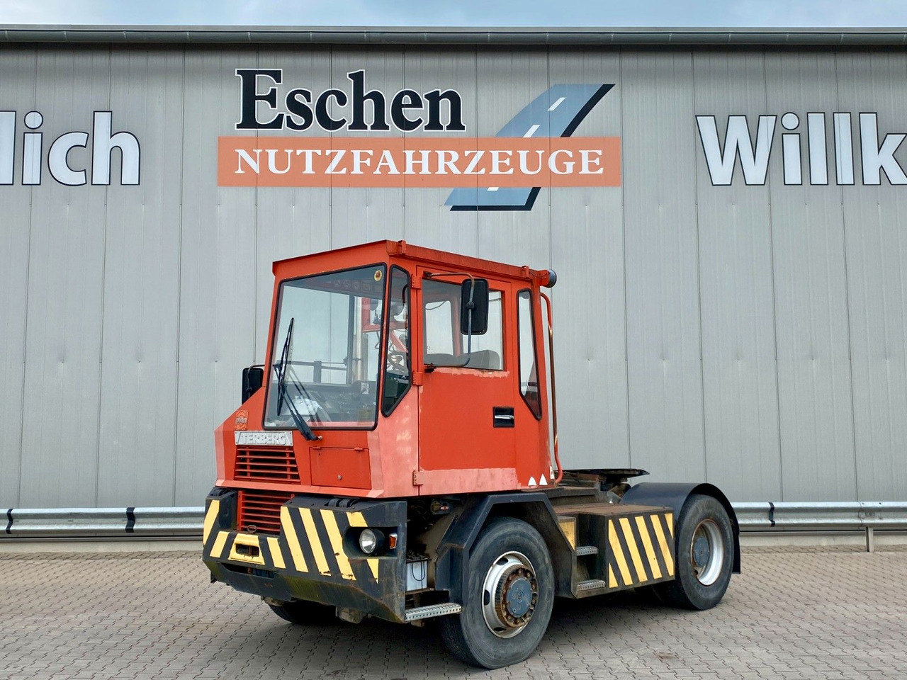 Terberg RT20 4x4 Rangierfahrzeug | Automatik - Kamioni: foto 1 Terberg RT20 4x4 Rangierfahrzeug | Automatik - Kamioni: foto 1