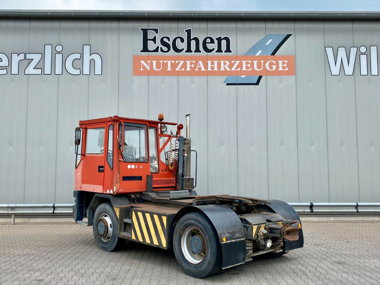 Terberg RT20 4x4 Rangierfahrzeug | Automatik - Kamioni: foto 3 Terberg RT20 4x4 Rangierfahrzeug | Automatik - Kamioni: foto 3