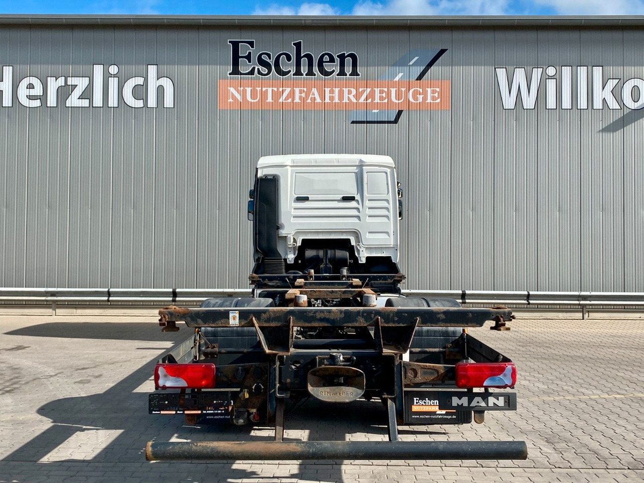 MAN TGA 18.350 LL Fahrschule*Driving school*5 Sitze MAN TGA 18.350 LL Fahrschule*Driving school*5 Sitze - Kamion me karroceri të hapur: foto 4 MAN TGA 18.350 LL Fahrschule*Driving school*5 Sitze MAN TGA 18.350 LL Fahrschule*Driving school*5 Sitze - Kamion me karroceri të hapur: foto 4