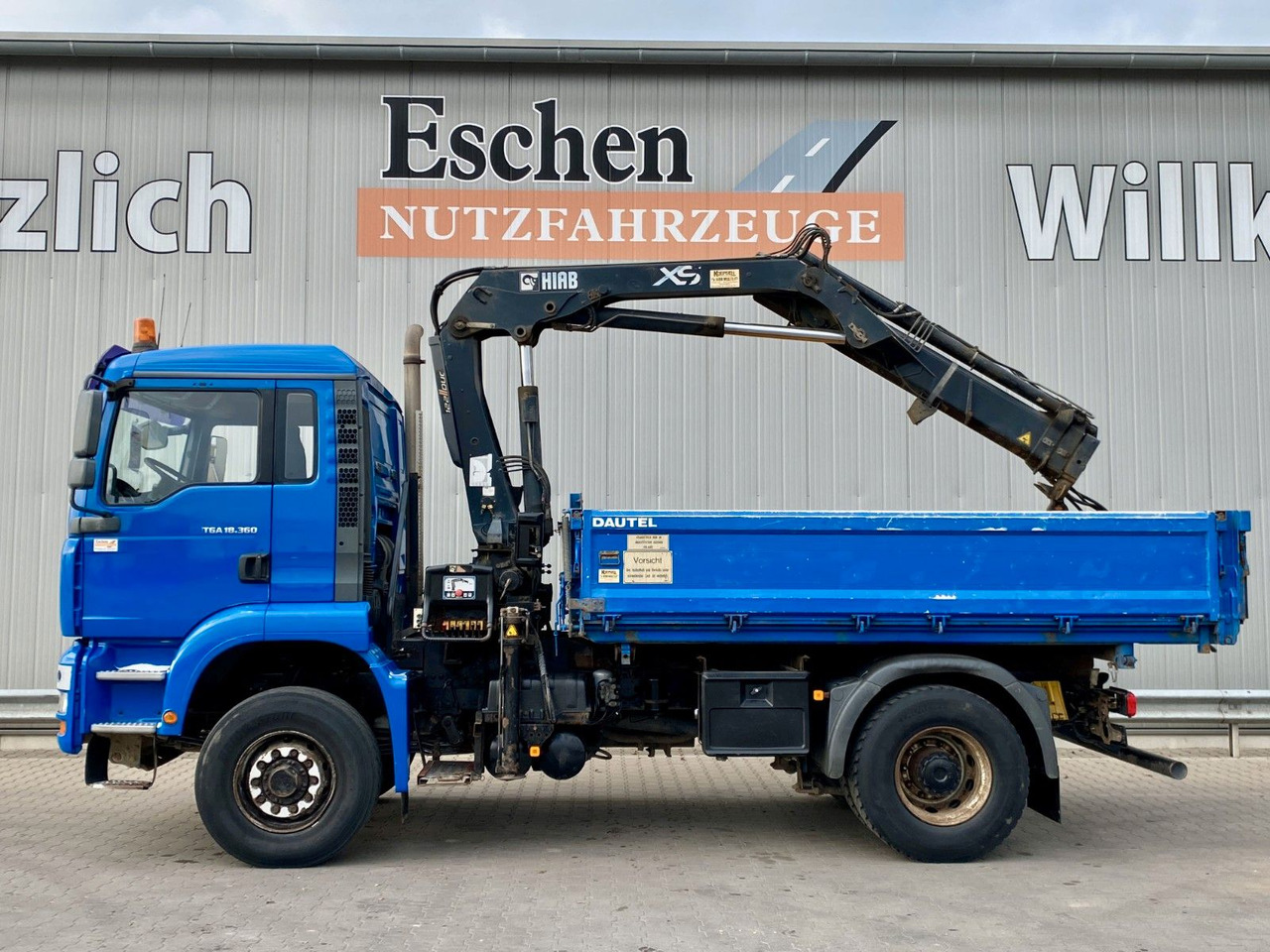 MAN TGA 18.360 4x4H BL Hiab Kran*Dautel Kipper*Klima - Kamion vetëshkarkues, Kamion me vinç: foto 3 MAN TGA 18.360 4x4H BL Hiab Kran*Dautel Kipper*Klima - Kamion vetëshkarkues, Kamion me vinç: foto 3