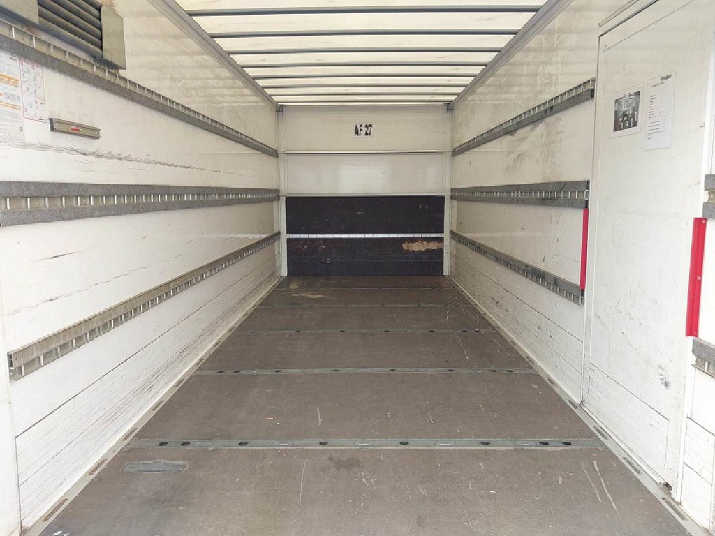 MAN TGL 8.190 Koffer/Seitentür/LBW - Kamion vagonetë: foto 4 MAN TGL 8.190 Koffer/Seitentür/LBW - Kamion vagonetë: foto 4