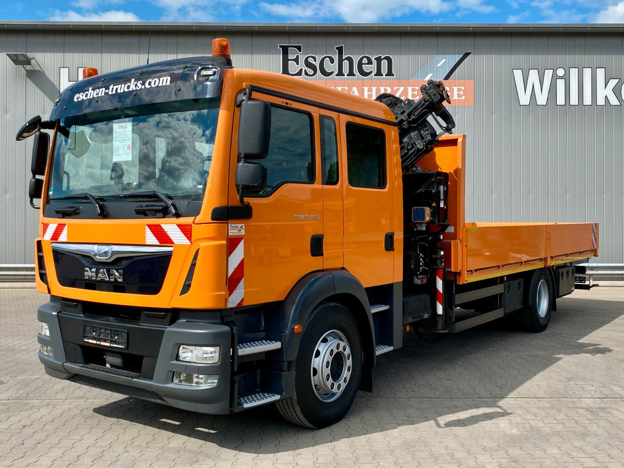 MAN TGM 15.290 DOKA|Atlas AK 75,2*Funk*4x Sitze*Navi - Kamion me karroceri të hapur, Kamion me vinç: foto 1 MAN TGM 15.290 DOKA|Atlas AK 75,2*Funk*4x Sitze*Navi - Kamion me karroceri të hapur, Kamion me vinç: foto 1