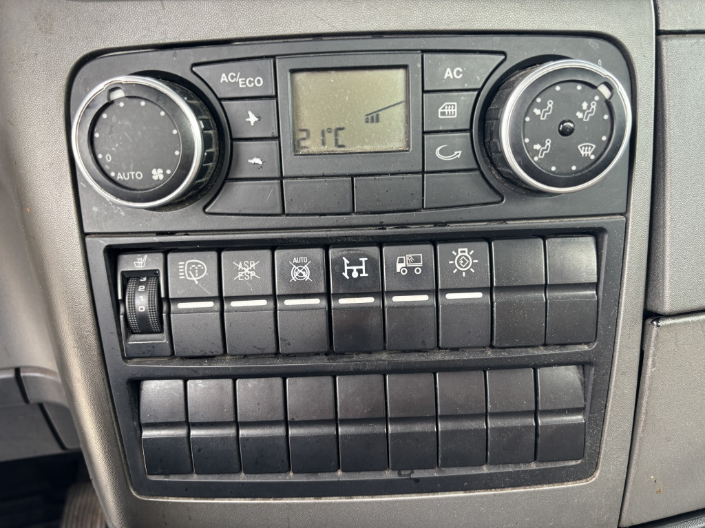 Kamion me karroceri të hapur MAN TGS 18.360 4x2 LL / MKG HLK 121 Heckkran: foto 10