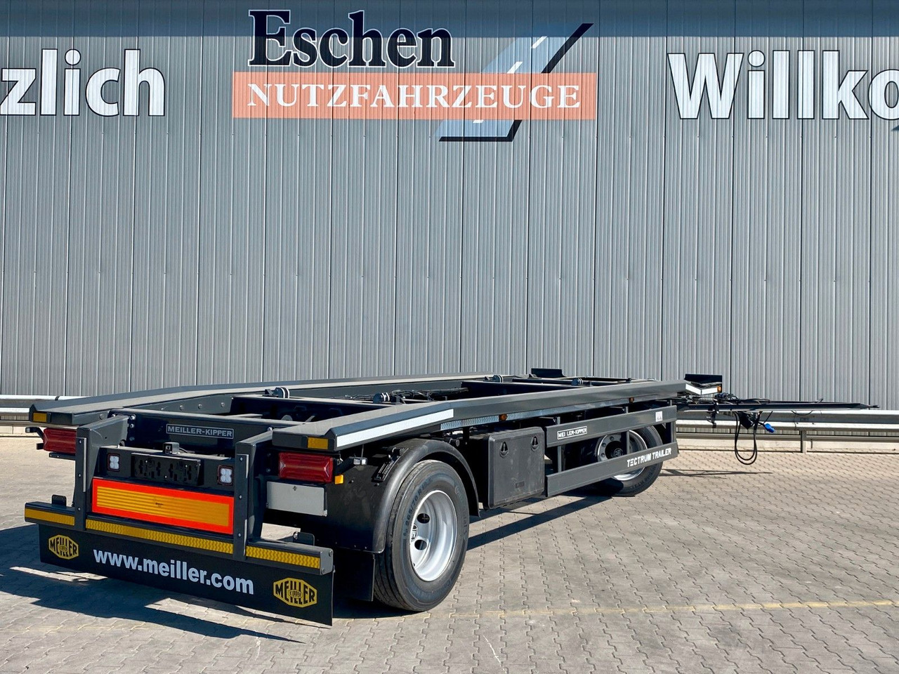 Meiller MG 18 ZO 5,4 NEU*Rückfahrkamera*Werkzeugkasten Meiller MG 18 ZO 5,4 | NEU*Rückfahrkamera*Werkzeugkasten - Rimorkio roll-off/ Skip loader: foto 4 Meiller MG 18 ZO 5,4 NEU*Rückfahrkamera*Werkzeugkasten Meiller MG 18 ZO 5,4 | NEU*Rückfahrkamera*Werkzeugkasten - Rimorkio roll-off/ Skip loader: foto 4