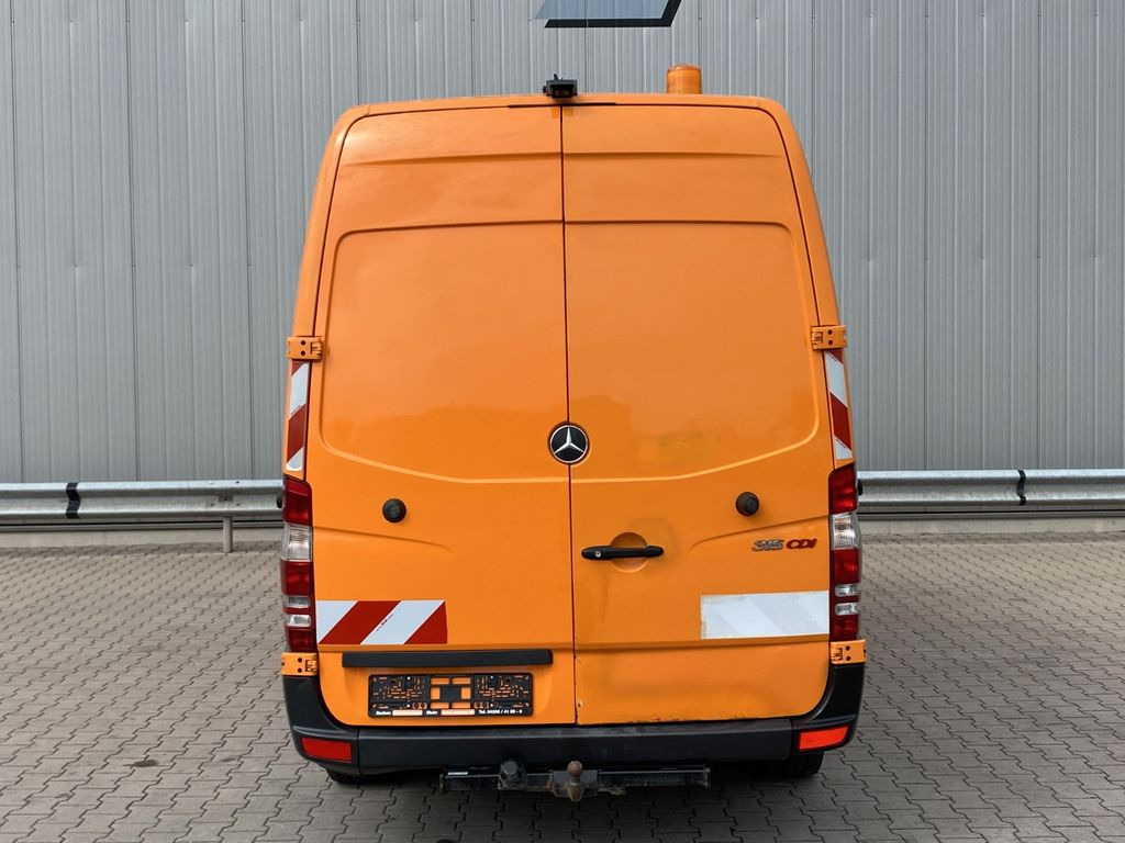 Mercedes-Benz 315 CDI Kamerawagen| PC-Setup*Standklima*RFK*AHK - Minibus, Furgon pasagjerësh: foto 4 Mercedes-Benz 315 CDI Kamerawagen| PC-Setup*Standklima*RFK*AHK - Minibus, Furgon pasagjerësh: foto 4