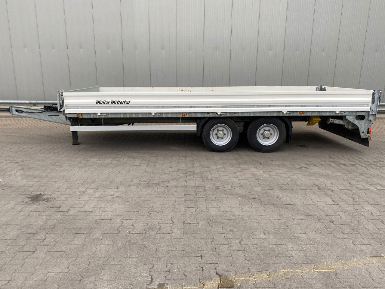 Müller-Mitteltal ETÜ-TA-ER 11,9| verzinkt*Rampen*Container*Gigant Müller-Mitteltal ETÜ-TA-ER 11,9| verzinkt*Rampen*Container*Gigant - Rimorkio e hapur/ Platformë: foto 2 Müller-Mitteltal ETÜ-TA-ER 11,9| verzinkt*Rampen*Container*Gigant Müller-Mitteltal ETÜ-TA-ER 11,9| verzinkt*Rampen*Container*Gigant - Rimorkio e hapur/ Platformë: foto 2