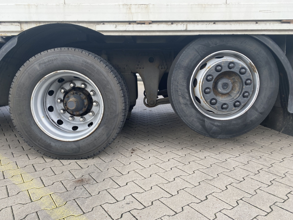 Scania 114 G 340 / 6x2 BL - Kamion me tendë: foto 3 Scania 114 G 340 / 6x2 BL - Kamion me tendë: foto 3