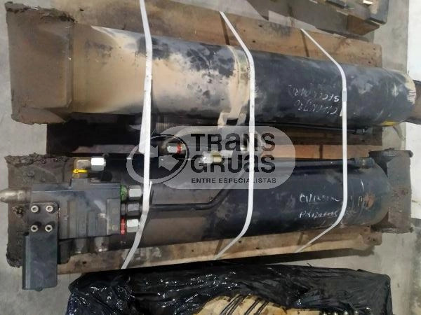 Recambios despiece grúa HIAB 225 E7 - Vinç për kamion: foto 1 Recambios despiece grúa HIAB 225 E7 - Vinç për kamion: foto 1