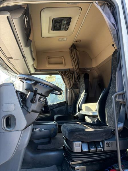 Scania R 490 - Gjysmë-kamion: foto 4 Scania R 490 - Gjysmë-kamion: foto 4
