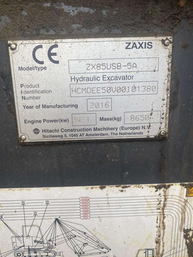 Hitachi ZX85USB-5A - Ekskavator me zinxhirë: foto 3 Hitachi ZX85USB-5A - Ekskavator me zinxhirë: foto 3