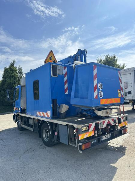 Iveco Eurocargo 100E18 - Platformë ajrore e montuar në kamion: foto 4 Iveco Eurocargo 100E18 - Platformë ajrore e montuar në kamion: foto 4