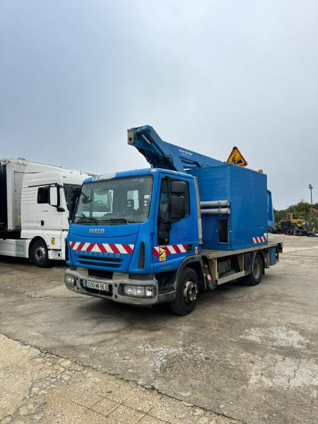 Iveco Eurocargo 100E19 - Platformë ajrore e montuar në kamion: foto 1 Iveco Eurocargo 100E19 - Platformë ajrore e montuar në kamion: foto 1