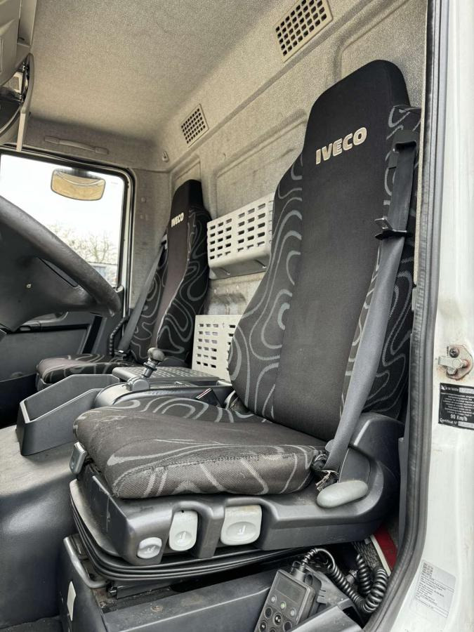 Iveco Eurocargo 160E30 - Kamion frigorifer: foto 3 Iveco Eurocargo 160E30 - Kamion frigorifer: foto 3