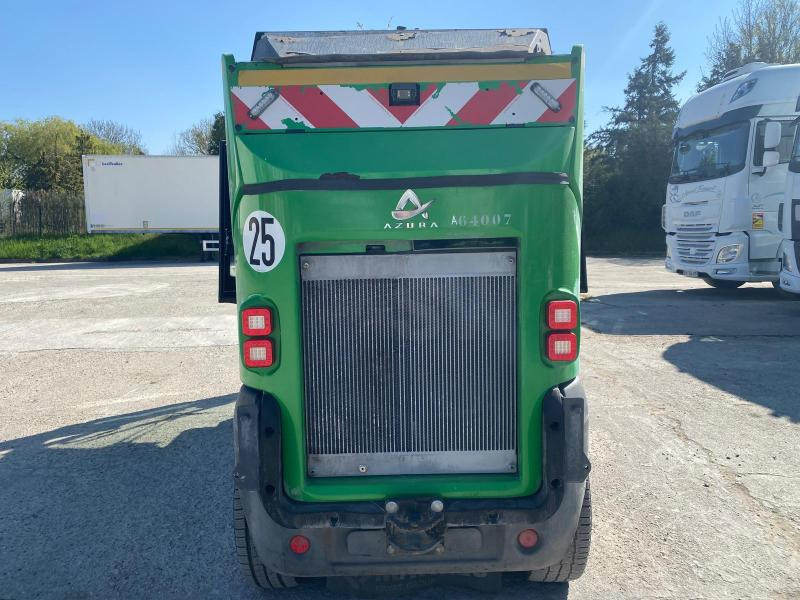 Mathieu Azura MC210 - Makinë fshirëse për rrugët: foto 3 Mathieu Azura MC210 - Makinë fshirëse për rrugët: foto 3