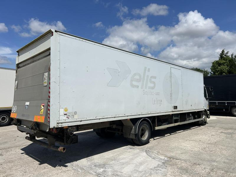 Renault Midlum 180 - Kamion vagonetë: foto 5 Renault Midlum 180 - Kamion vagonetë: foto 5