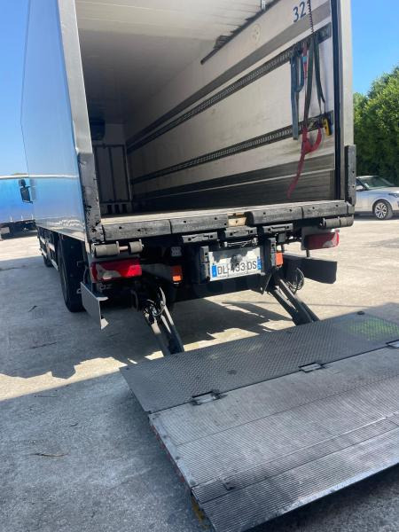 Scania R 320 - Kamion frigorifer: foto 5 Scania R 320 - Kamion frigorifer: foto 5
