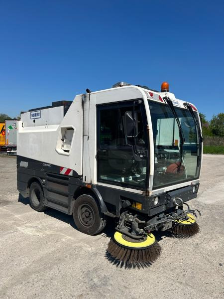 Schmidt Clingo 500 Compact 400 - Makinë fshirëse për rrugët: foto 1 Schmidt Clingo 500 Compact 400 - Makinë fshirëse për rrugët: foto 1