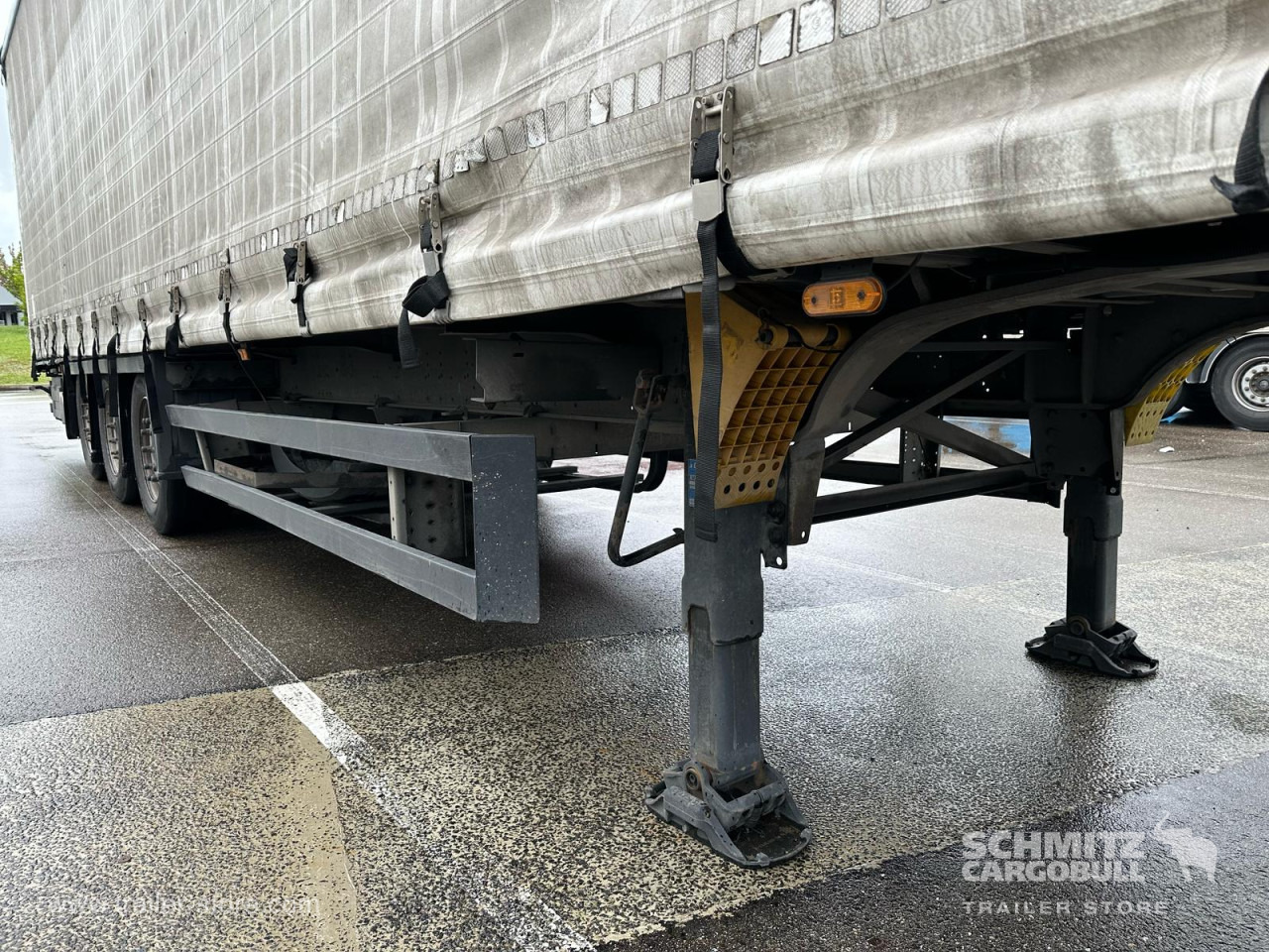 SCHMITZ Curtainsider Mega - Gjysmë rimorkio me tendë: foto 2 SCHMITZ Curtainsider Mega - Gjysmë rimorkio me tendë: foto 2