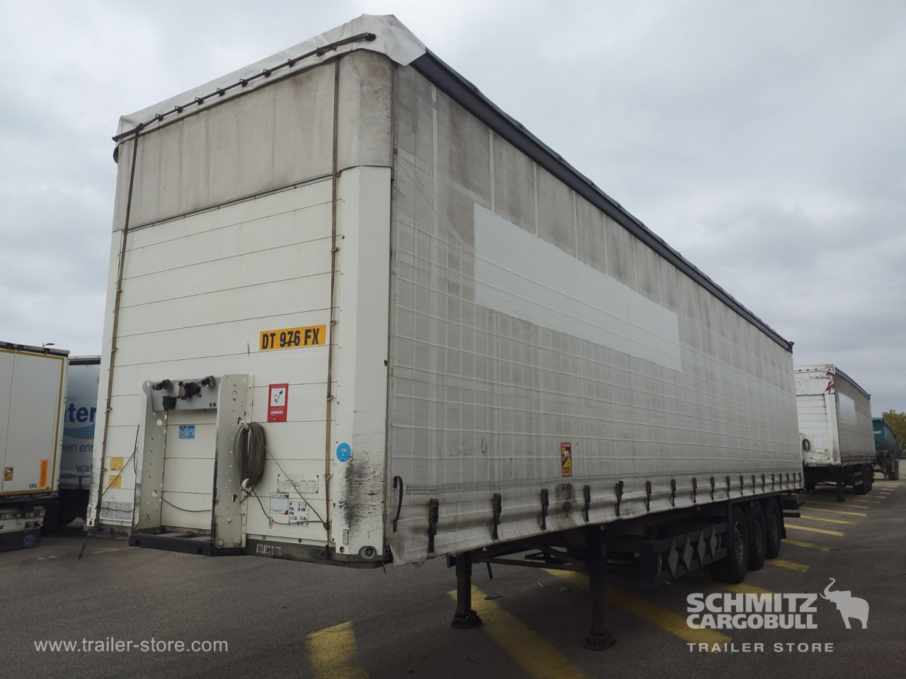 SCHMITZ Curtainsider Standard - Gjysmë rimorkio me tendë: foto 4 SCHMITZ Curtainsider Standard - Gjysmë rimorkio me tendë: foto 4