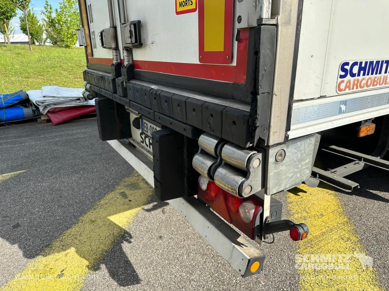 SCHMITZ Reefer Standard - Gjysmë rimorkio izotermike: foto 2 SCHMITZ Reefer Standard - Gjysmë rimorkio izotermike: foto 2