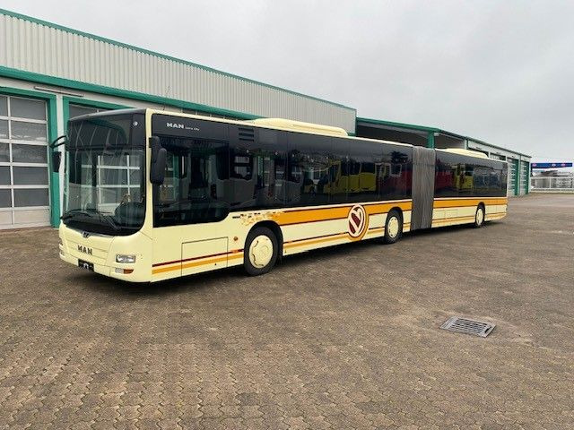 MAN A 23 Lions City Gelenkbus KLIMA 60 Sitze GURTE - Autobus i artikuluar: foto 2 MAN A 23 Lions City Gelenkbus KLIMA 60 Sitze GURTE - Autobus i artikuluar: foto 2