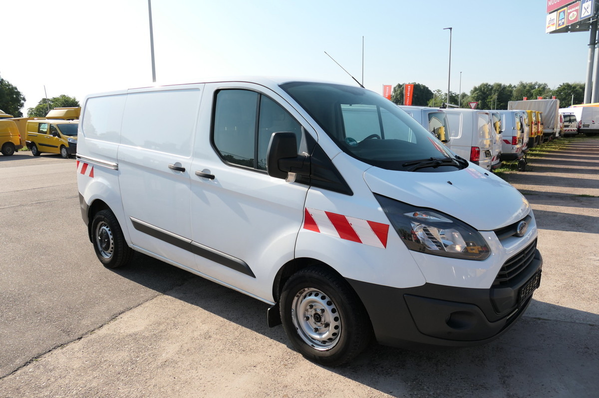FORD Transit Custom 290 2.0 TDCi KLIMA TEMPOMAT AHK W - Furgon i vogël: foto 2 FORD Transit Custom 290 2.0 TDCi KLIMA TEMPOMAT AHK W - Furgon i vogël: foto 2