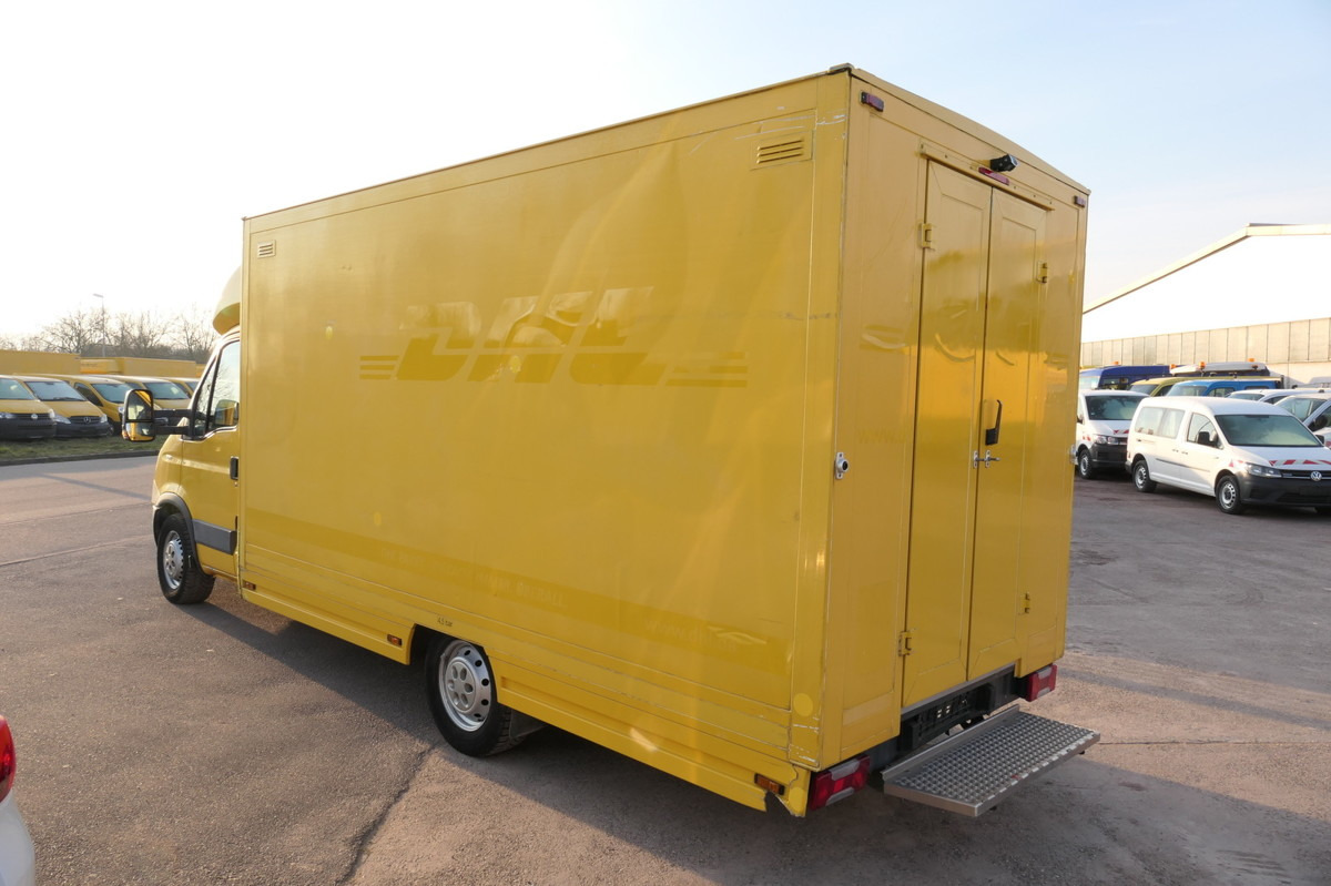 IVECO Daily 35 S11 C30C AUTOMATIK KAMERA MAXI KAMERA R - Kamioncine me kontinier: foto 4 IVECO Daily 35 S11 C30C AUTOMATIK KAMERA MAXI KAMERA R - Kamioncine me kontinier: foto 4