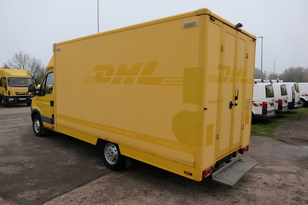 IVECO Daily 35 S11 C30C AUTOMATIK KAMERA Regale LUFT D - Kamioncine me kontinier: foto 4 IVECO Daily 35 S11 C30C AUTOMATIK KAMERA Regale LUFT D - Kamioncine me kontinier: foto 4