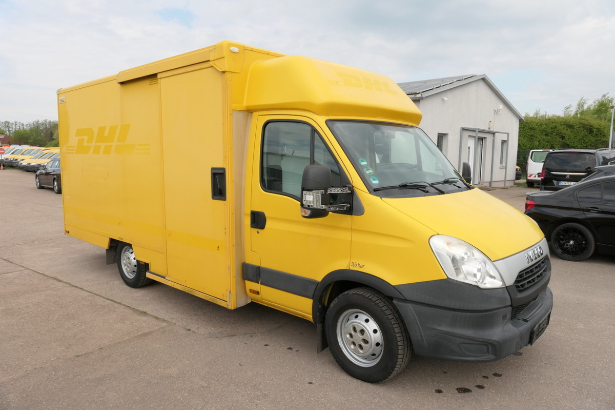 IVECO Daily 35 S11 C30C AUTOMATIK KAMERA Regale LUFT D - Kamioncine me kontinier: foto 2 IVECO Daily 35 S11 C30C AUTOMATIK KAMERA Regale LUFT D - Kamioncine me kontinier: foto 2
