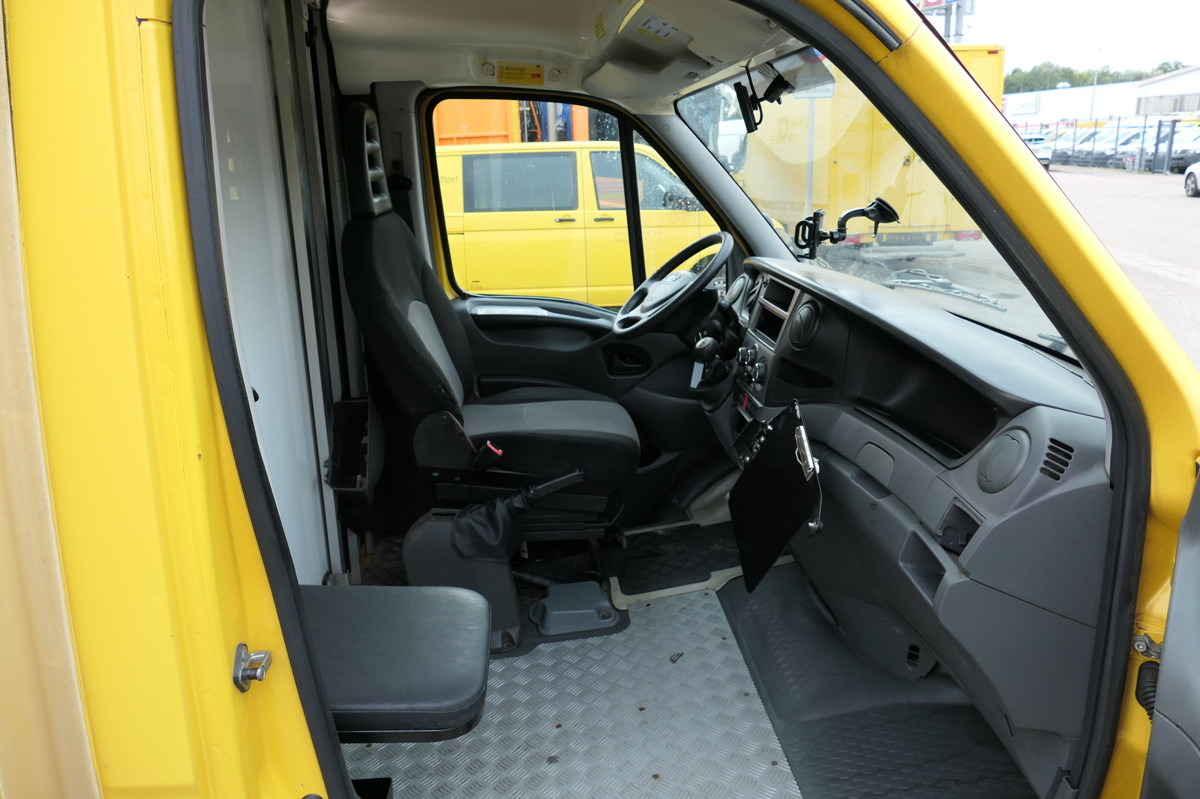 IVECO Daily 35 S11 C30C AUTOMATIK KAMERA Regale LUFT D - Kamioncine me kontinier: foto 5 IVECO Daily 35 S11 C30C AUTOMATIK KAMERA Regale LUFT D - Kamioncine me kontinier: foto 5
