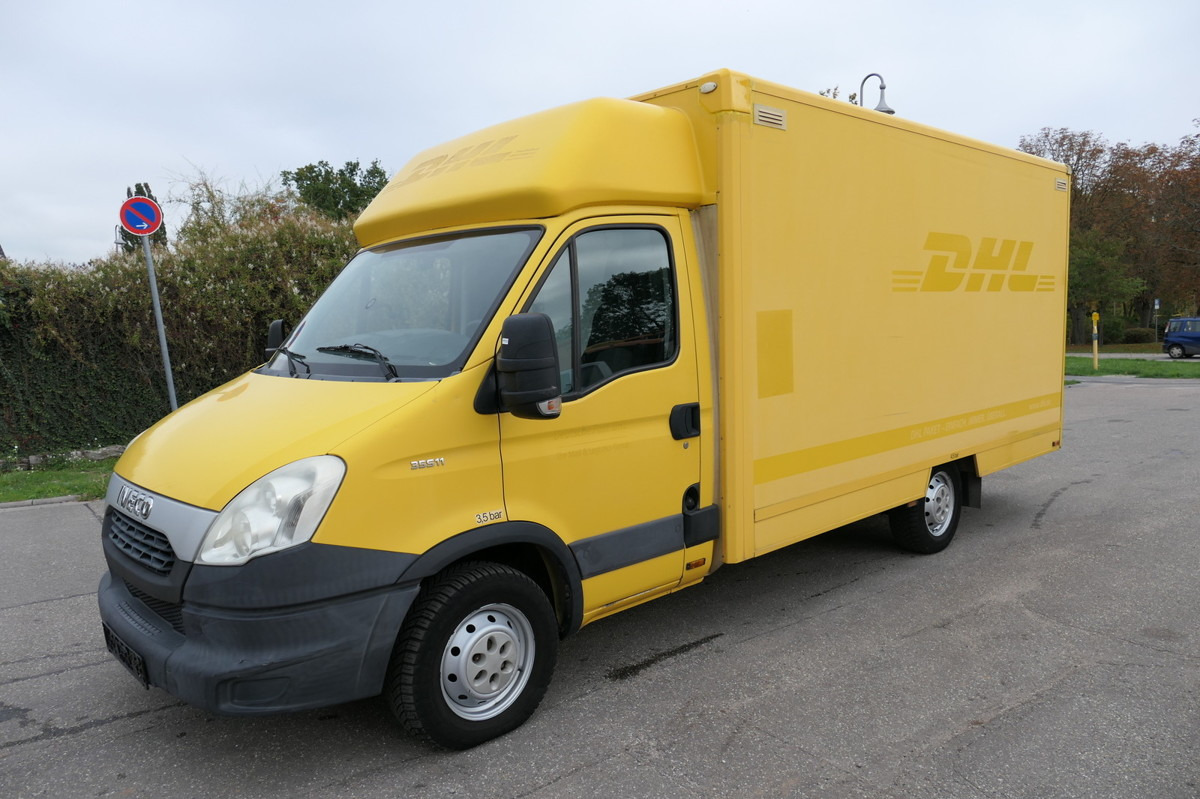 IVECO Daily 35 S11 C30C AUTOMATIK KAMERA Regale LUFT D - Kamioncine me kontinier: foto 1 IVECO Daily 35 S11 C30C AUTOMATIK KAMERA Regale LUFT D - Kamioncine me kontinier: foto 1