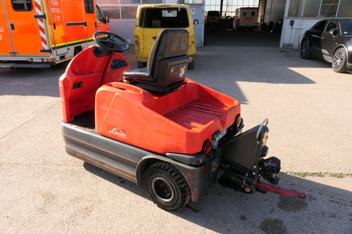 LINDE P 60 Z Schlepper Batterie 10/2019 - Traktor rimorkimi: foto 4 LINDE P 60 Z Schlepper Batterie 10/2019 - Traktor rimorkimi: foto 4
