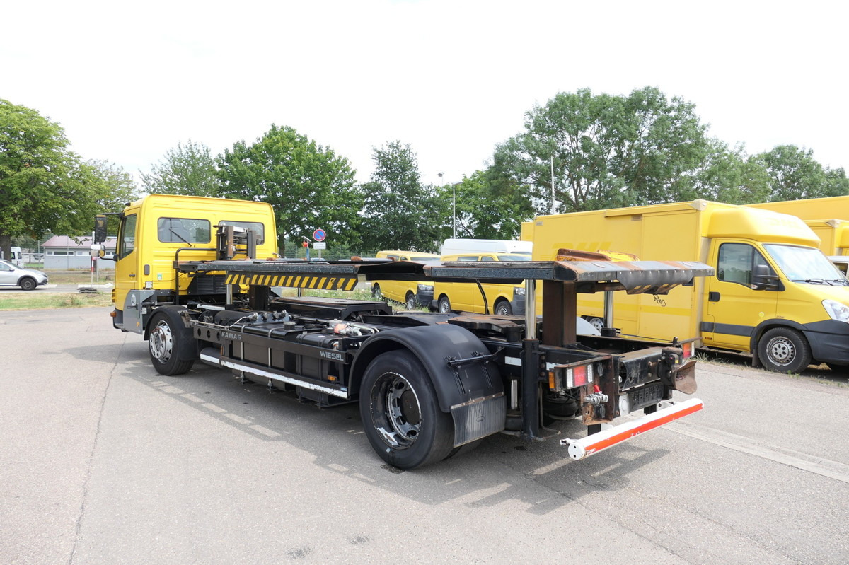 MERCEDES-BENZ KAMAG WBH 25 Wiesel Terberg Umsetzfahrz. Sattelk - Transportjer kontejnerësh/ Kamion me karroceri të çmontueshme: foto 2 MERCEDES-BENZ KAMAG WBH 25 Wiesel Terberg Umsetzfahrz. Sattelk - Transportjer kontejnerësh/ Kamion me karroceri të çmontueshme: foto 2