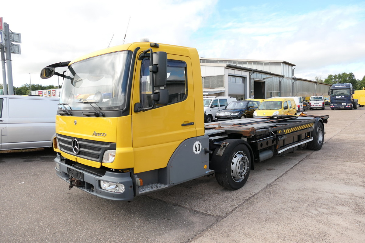 MERCEDES-BENZ KAMAG WBH 25 Wiesel Terberg Umsetzfahrz. Sattelk - Transportjer kontejnerësh/ Kamion me karroceri të çmontueshme: foto 3 MERCEDES-BENZ KAMAG WBH 25 Wiesel Terberg Umsetzfahrz. Sattelk - Transportjer kontejnerësh/ Kamion me karroceri të çmontueshme: foto 3