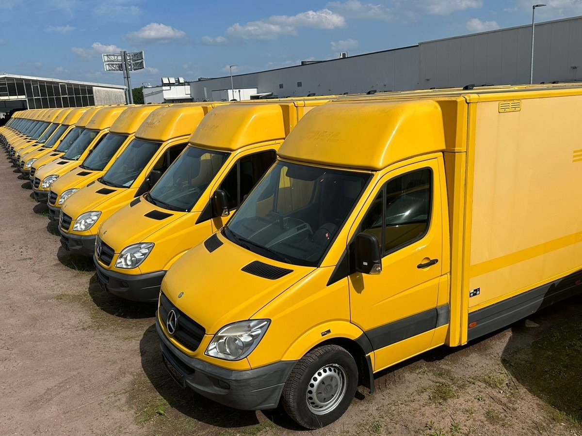 MERCEDES-BENZ SPRINTER 310 CDI MAXI EURO-5 KOFFER REGALE KAMER - Kamioncine me kontinier: foto 1 MERCEDES-BENZ SPRINTER 310 CDI MAXI EURO-5 KOFFER REGALE KAMER - Kamioncine me kontinier: foto 1