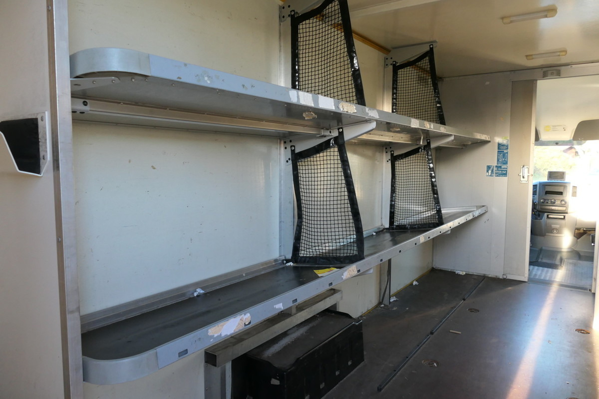 MERCEDES-BENZ SPRINTER 310 CDI MAXI EURO-5 KOFFER REGALE KAMER - Kamioncine me kontinier: foto 5 MERCEDES-BENZ SPRINTER 310 CDI MAXI EURO-5 KOFFER REGALE KAMER - Kamioncine me kontinier: foto 5