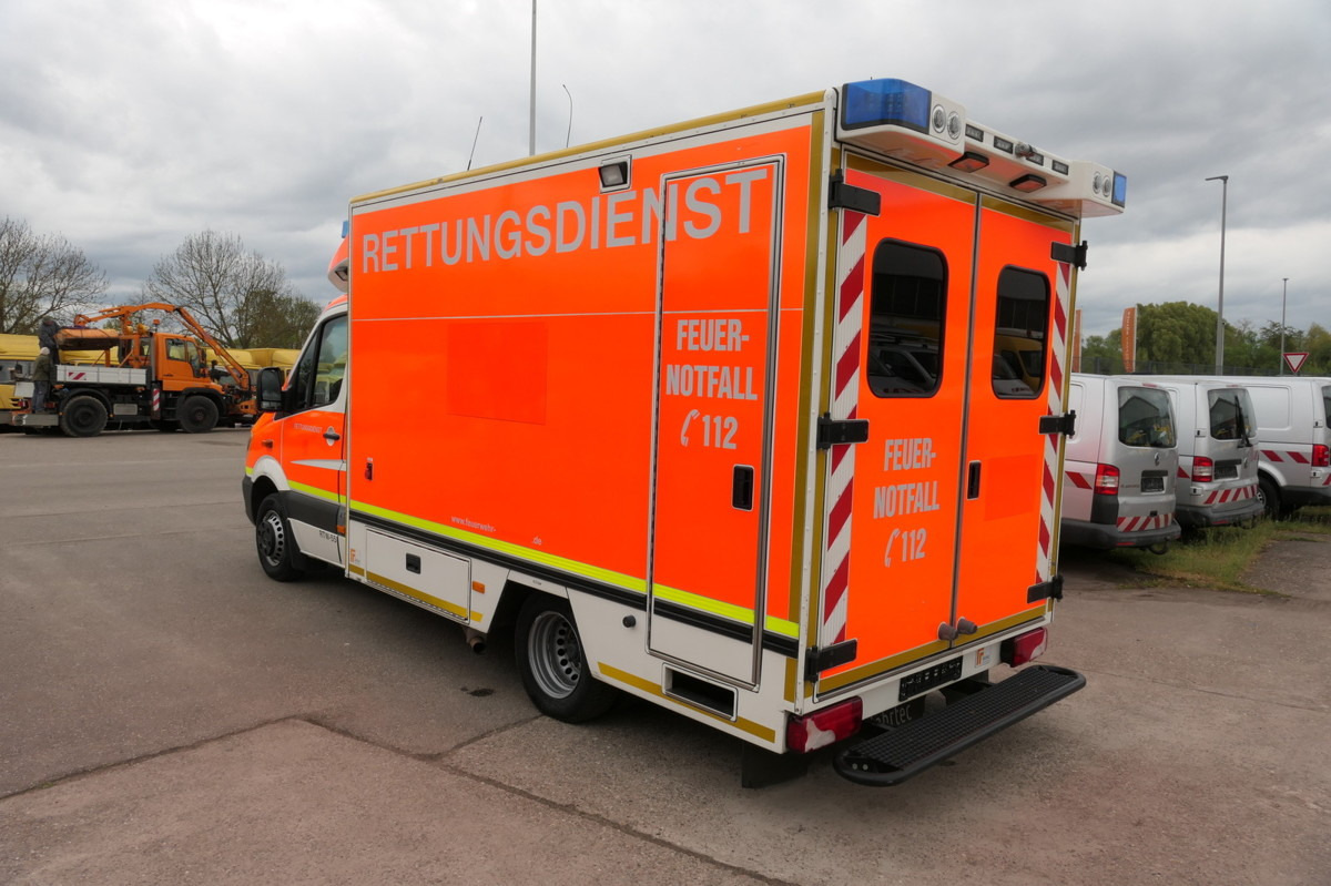 MERCEDES-BENZ Sprinter 519 CDI Klima Krankenwagen - Ambulancë: foto 5 MERCEDES-BENZ Sprinter 519 CDI Klima Krankenwagen - Ambulancë: foto 5