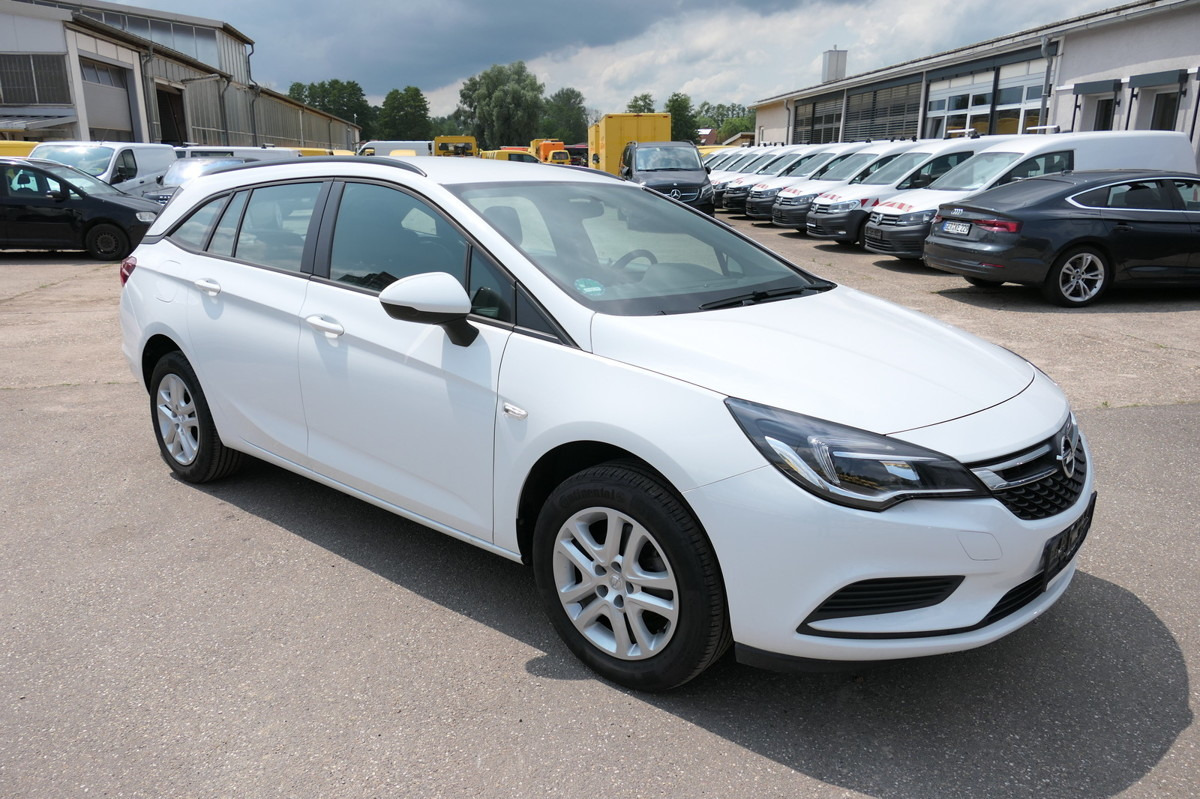 OPEL Astra K 1.4 Turbo CNG Edition Klima COC - Veturë: foto 2 OPEL Astra K 1.4 Turbo CNG Edition Klima COC - Veturë: foto 2