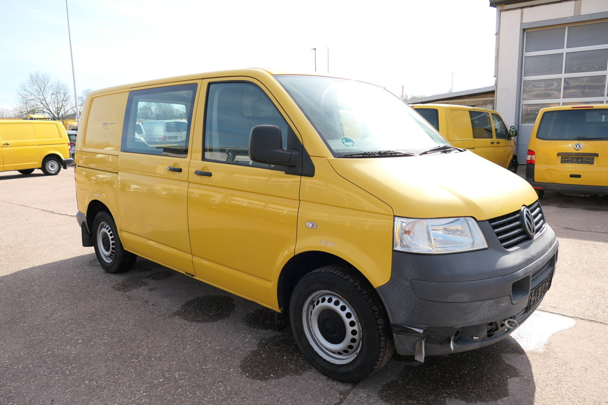 VW T5 Transporter 1.9 TDI PARKTRONIK 2xSCHIEBETÜR - Furgon i vogël: foto 2 VW T5 Transporter 1.9 TDI PARKTRONIK 2xSCHIEBETÜR - Furgon i vogël: foto 2