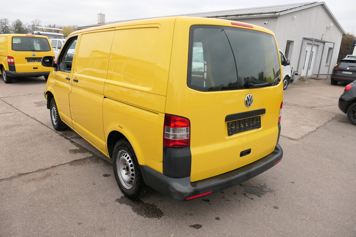 VW T5 Transporter 2.0 TDI COC - Furgon i vogël: foto 3 VW T5 Transporter 2.0 TDI COC - Furgon i vogël: foto 3