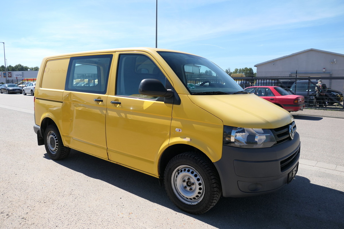 VW T5 Transporter 2.0 TDI EURO-5 2xSCHIEBETÜR PARKT - Furgon i vogël: foto 3 VW T5 Transporter 2.0 TDI EURO-5 2xSCHIEBETÜR PARKT - Furgon i vogël: foto 3