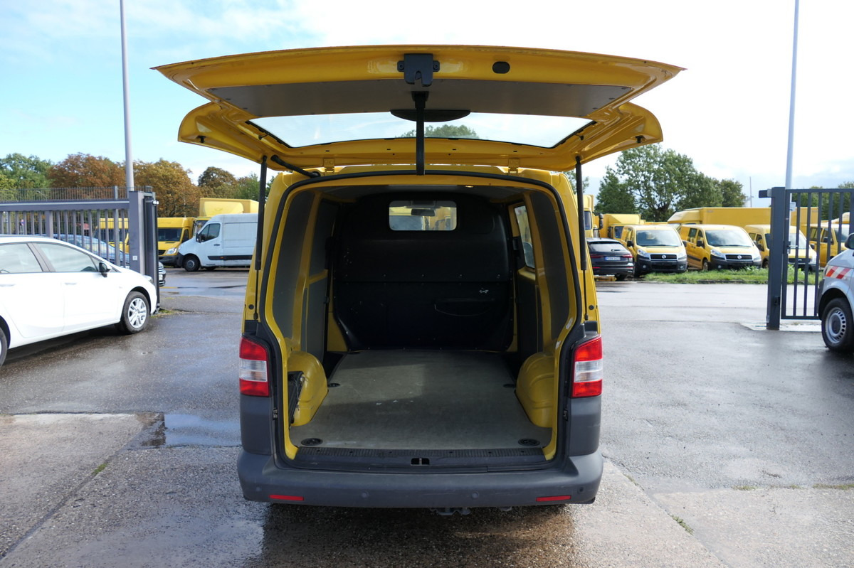 VW T5 Transporter 2.0 TDI PARKTRONIK EURO-5 2xSCHIE - Furgon i vogël: foto 5 VW T5 Transporter 2.0 TDI PARKTRONIK EURO-5 2xSCHIE - Furgon i vogël: foto 5