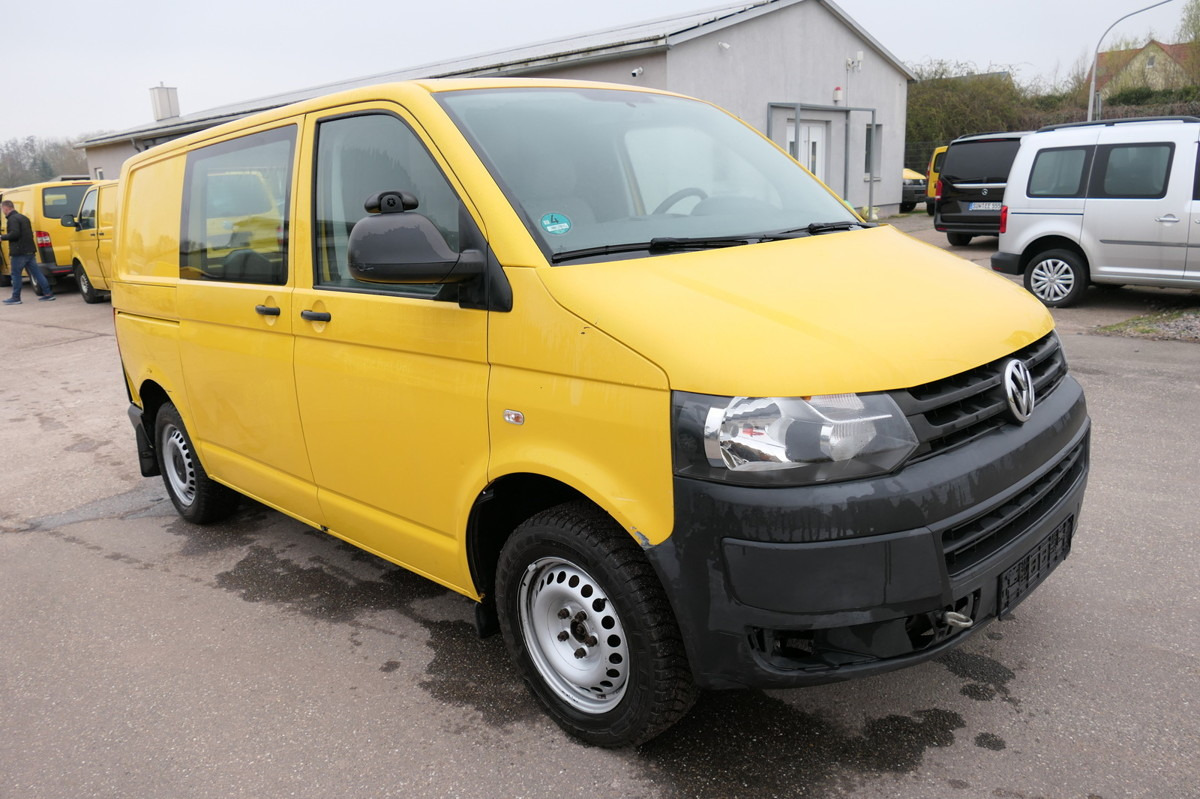 VW T5 Transporter 2.0 TDI PARKTRONIK EURO-5 2xSCHIE - Furgon i vogël: foto 2 VW T5 Transporter 2.0 TDI PARKTRONIK EURO-5 2xSCHIE - Furgon i vogël: foto 2