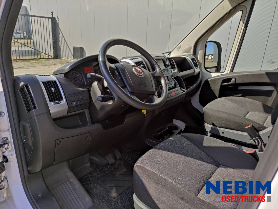 Fiat Ducato 2.3 140PK - L3H2 - Automatic Gearbox - Furgon: foto 3 Fiat Ducato 2.3 140PK - L3H2 - Automatic Gearbox - Furgon: foto 3