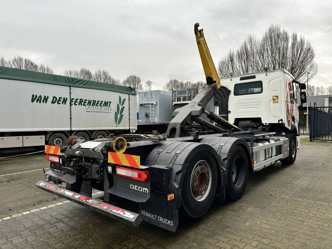 Renault T460 6x2 - 20ton Palfinger hooklift - Transportjer kontejnerësh/ Kamion me karroceri të çmontueshme: foto 2 Renault T460 6x2 - 20ton Palfinger hooklift - Transportjer kontejnerësh/ Kamion me karroceri të çmontueshme: foto 2