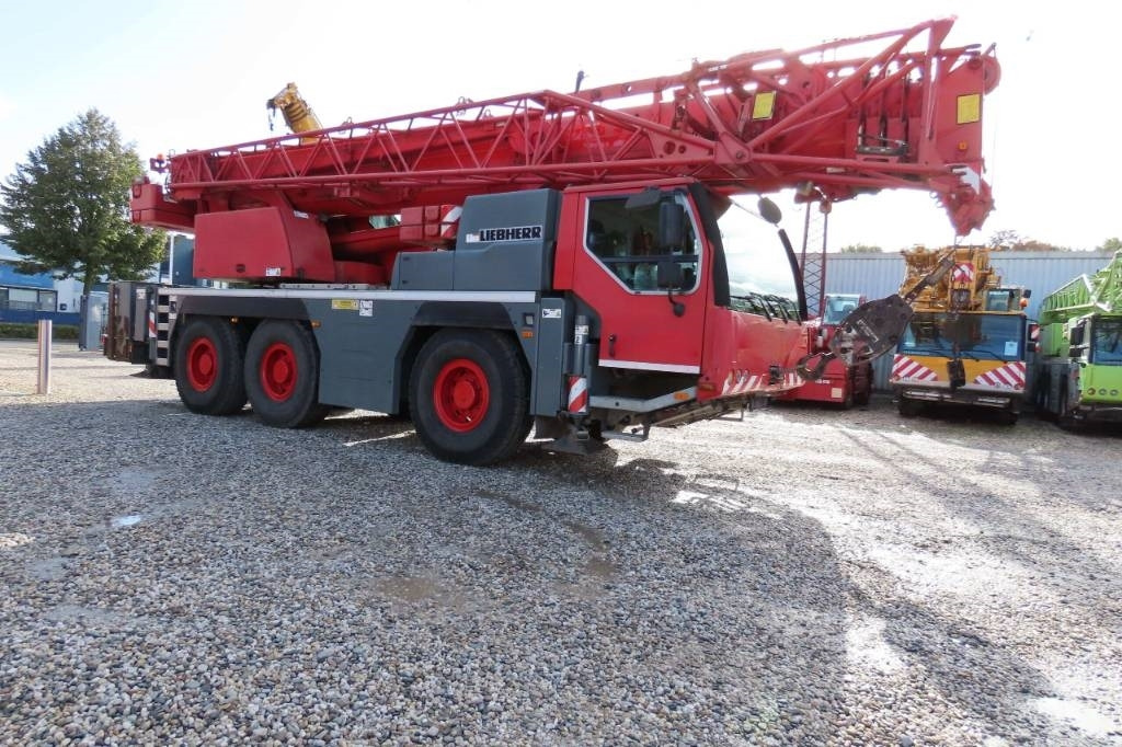 Liebherr LTM 1055-3.2 - Vinç për të gjitha terrenet: foto 2 Liebherr LTM 1055-3.2 - Vinç për të gjitha terrenet: foto 2