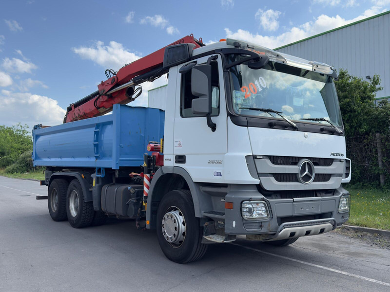 Mercedes-Benz ACTROS 2632 - Kamion vetëshkarkues, Kamion me vinç: foto 3 Mercedes-Benz ACTROS 2632 - Kamion vetëshkarkues, Kamion me vinç: foto 3