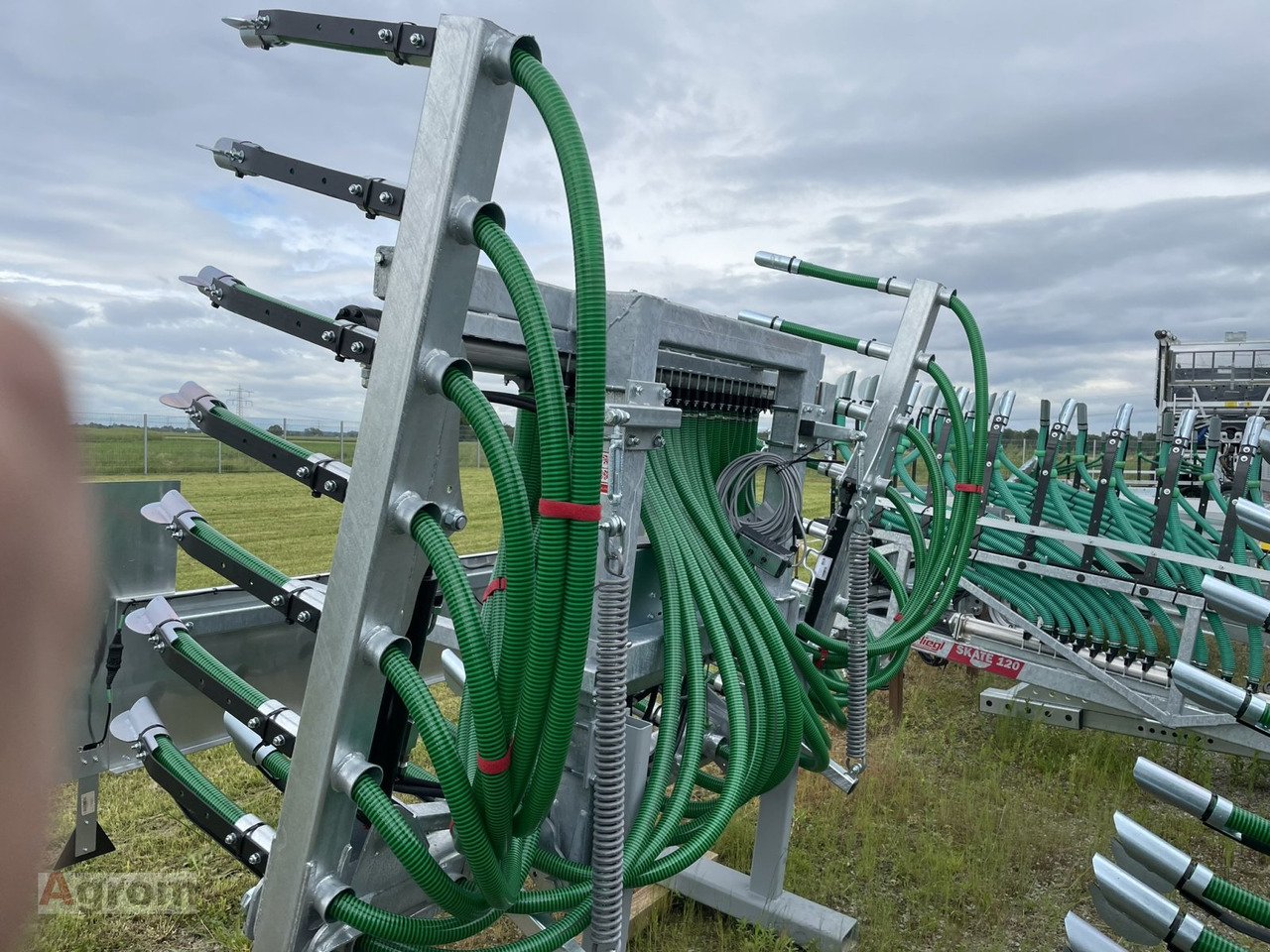 Fliegl Schleppschuhverteiler Compact 6,0 m - Injektor pleh i lëngshëm: foto 2 Fliegl Schleppschuhverteiler Compact 6,0 m - Injektor pleh i lëngshëm: foto 2