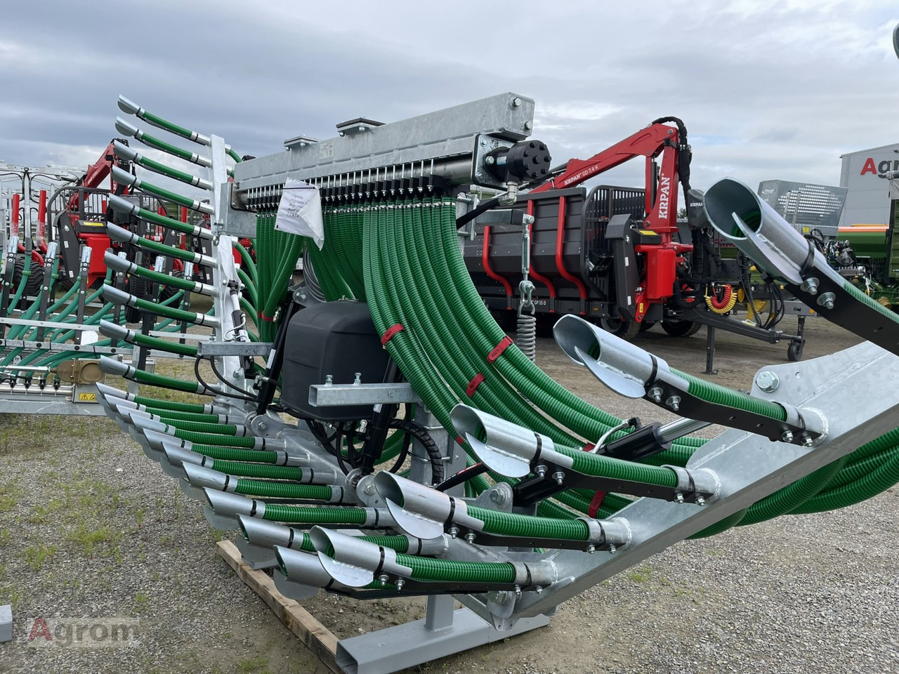 Fliegl Schleppschuhverteiler Compact 7,5 m - Injektor pleh i lëngshëm: foto 5 Fliegl Schleppschuhverteiler Compact 7,5 m - Injektor pleh i lëngshëm: foto 5